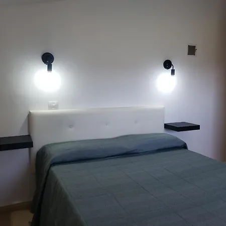 Hotel A Hora De Madrid Herradon de Pinares